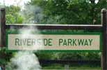 riverside_parkwa_sign.jpg