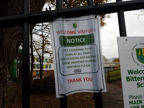 bitterne park school face mask sign nov 2020 460