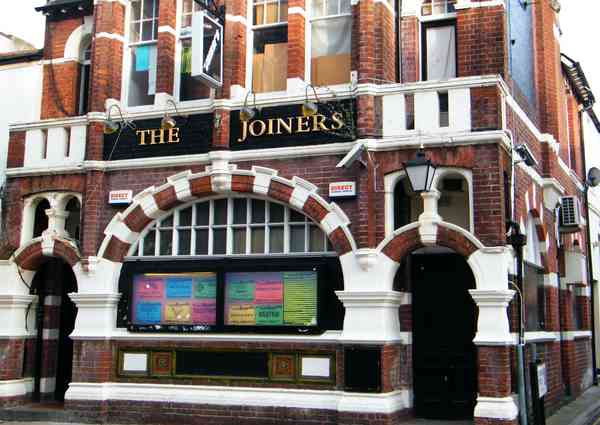 joiners exterior 25 2 2010 600px