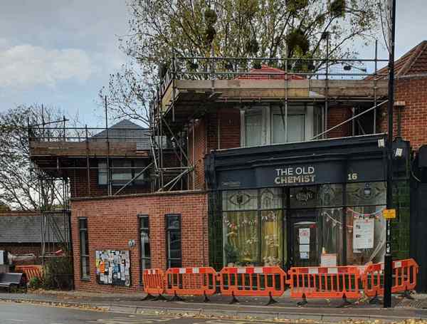 old chemist scaffold etc 24 10 25 600px