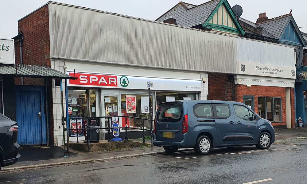 spar triangle exterior 1000px 20261026 120230