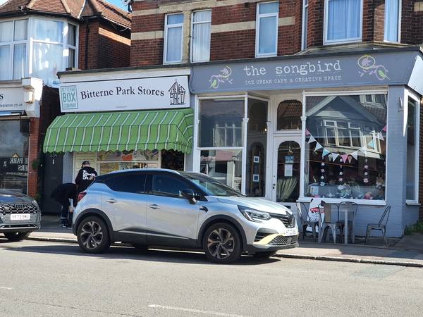 bitterne park stores and songbird 600px 20260328 110306