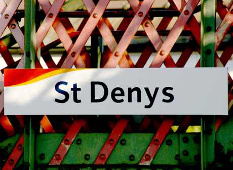 st denys rail bridge sign l weedy 460