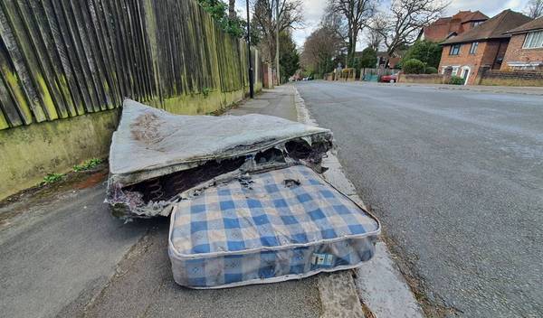 flytip mattresses Thorold Road 600