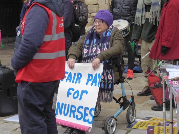 fair pay for nurses at bargate SOS NHS rally 28 1 23 600px P1040026
