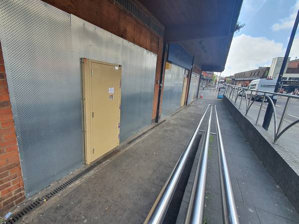 portswood shopping centre boarded up units 20260417 123309