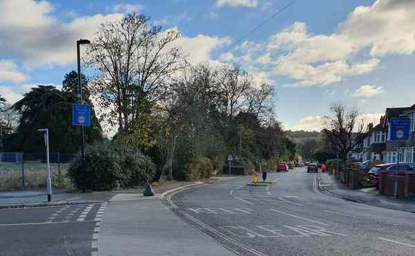 woodmill width signs by wessex lane 20251125 112022